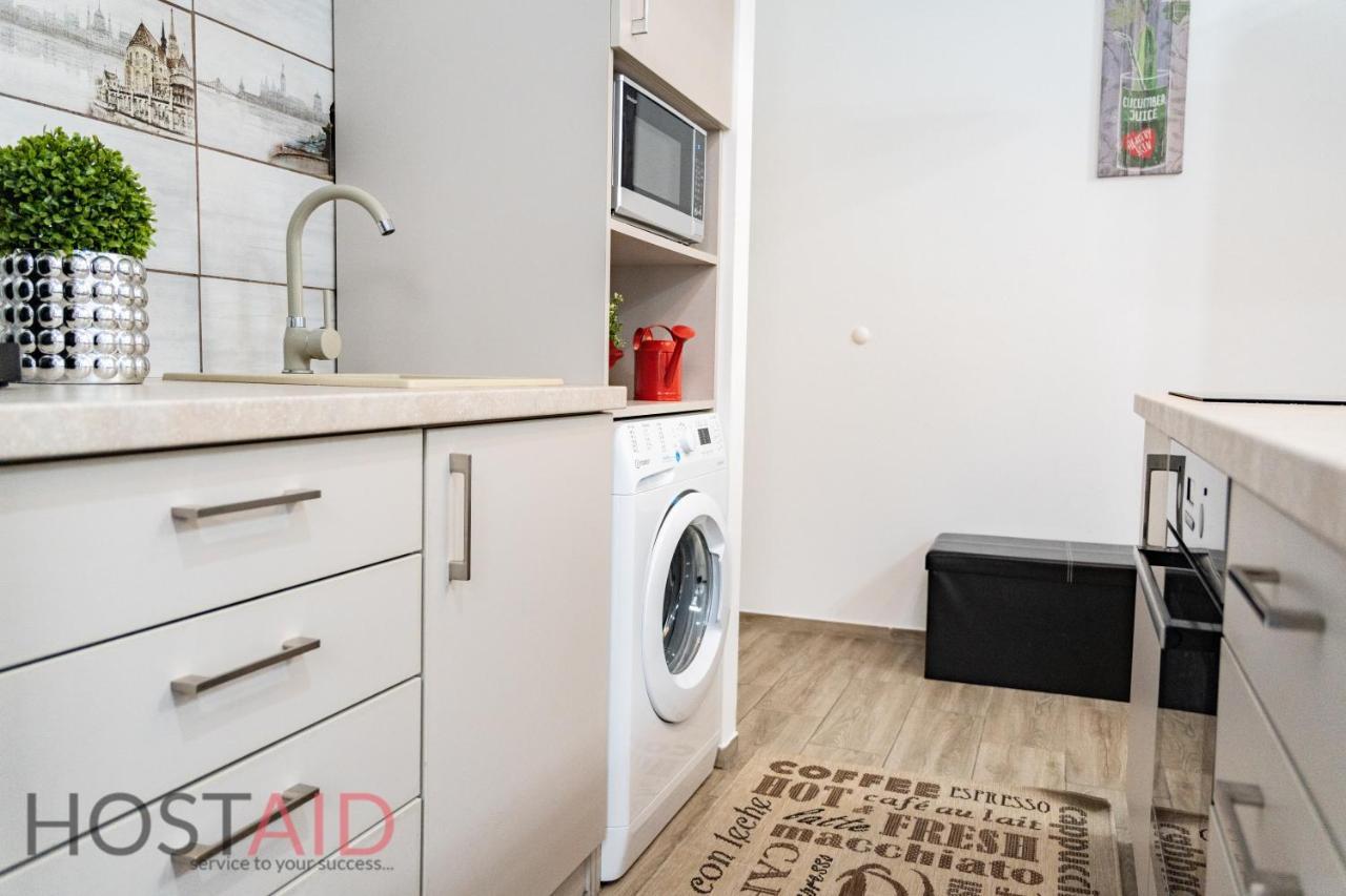 B17 Apartment - Hostaid Budapeşte Dış mekan fotoğraf